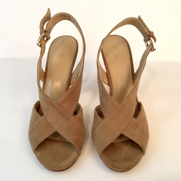 MICHAEL Michael Kors ‘Becky’ Suede Stiletto Dress Sandals - Picture 8 of 10